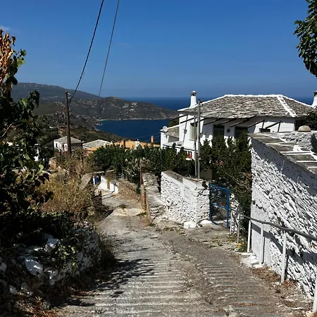 Papous House Mesokhórion